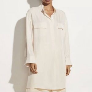 Vince
VINCE Ecru Utility Cream Shirt Dress
MSRP $345, NWT
$119 $345